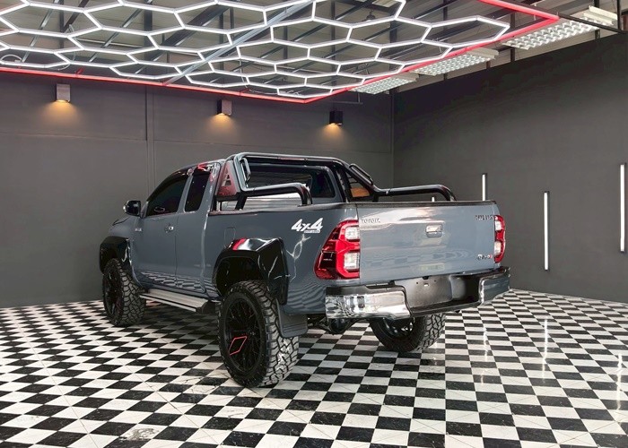 Used 7
                    TOYOTA
                     for Sale Image