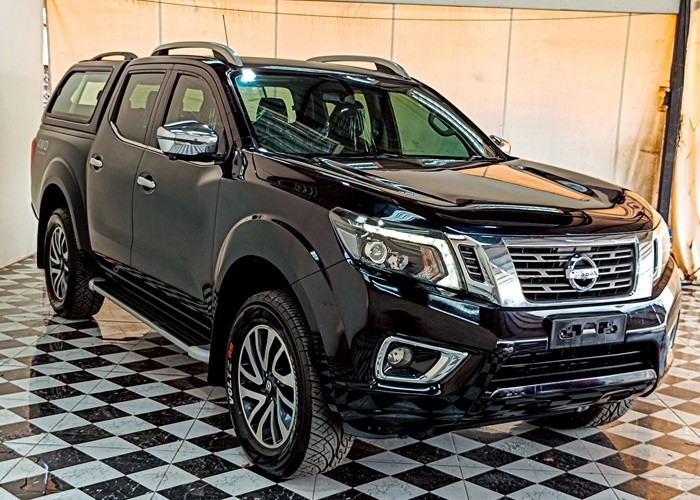 Used 7
                    NISSAN
                     for Sale Image