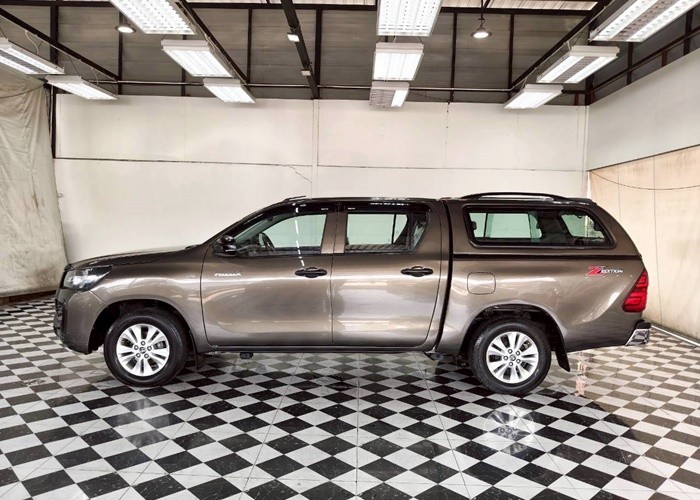 Used 11
                    TOYOTA
                     for Sale Image
