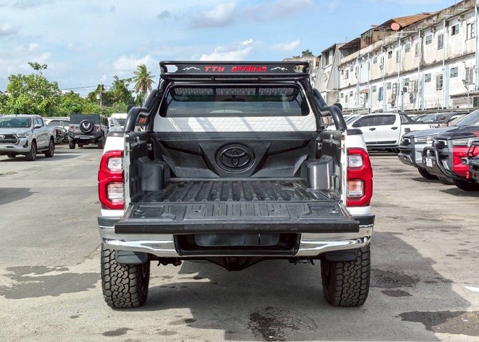 Used 5
                    TOYOTA
                     for Sale Image