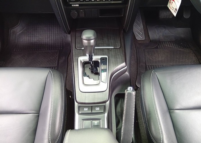 Used 5
                    TOYOTA
                     for Sale Image