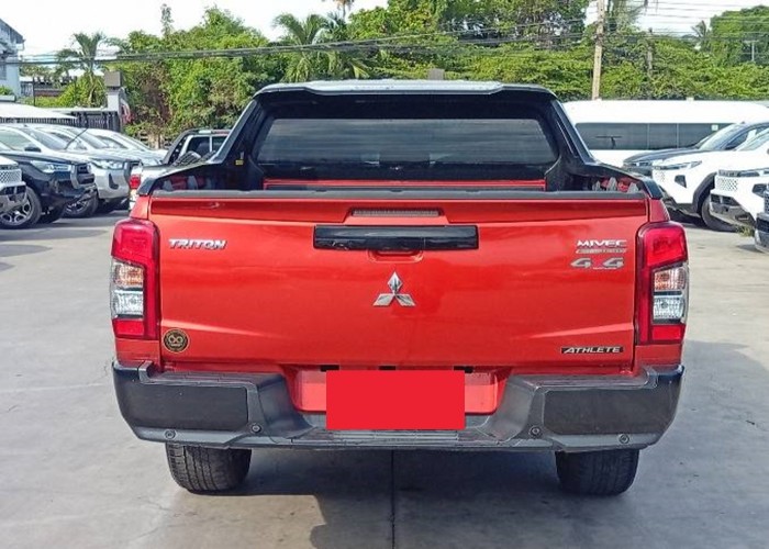 Used 11
                    MITSUBISHI
                     for Sale Image