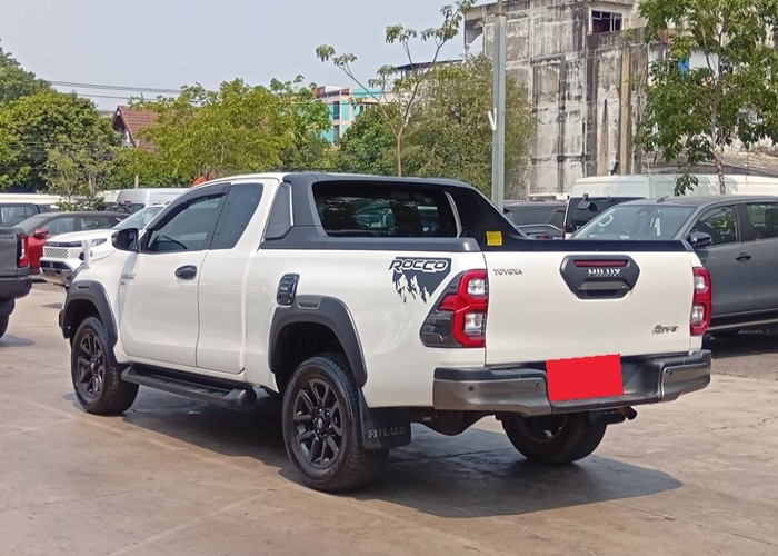 Used 7
                    TOYOTA
                     for Sale Image