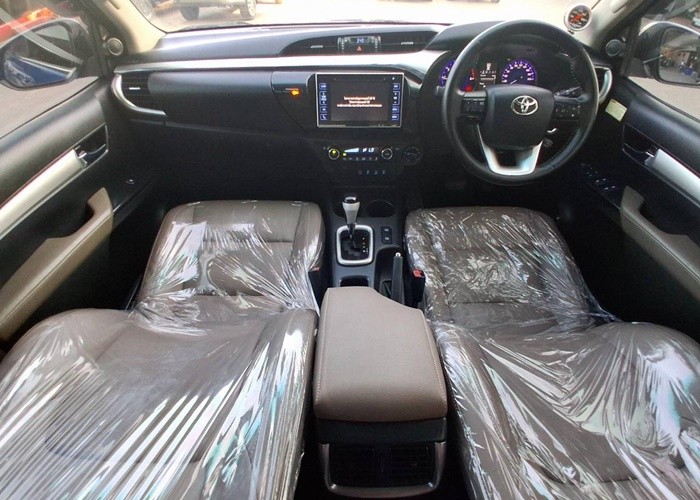 Used 7
                    TOYOTA
                     for Sale Image