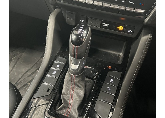 Used 1
                    ISUZU
                     for Sale Image