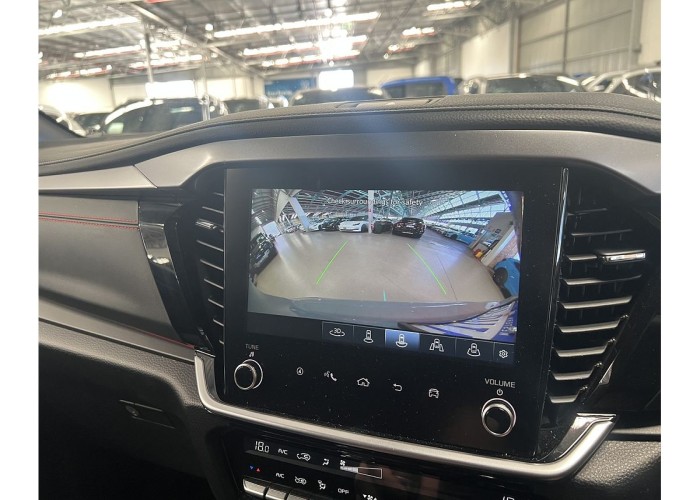 Used 1
                    ISUZU
                     for Sale Image