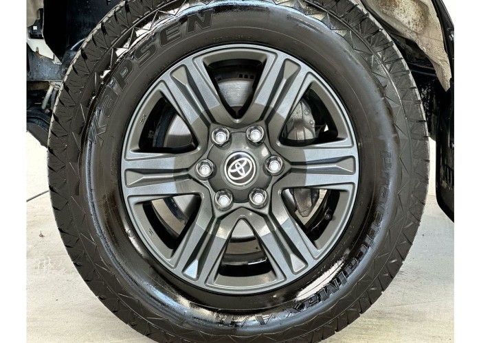 Used 1
                    TOYOTA
                     for Sale Image