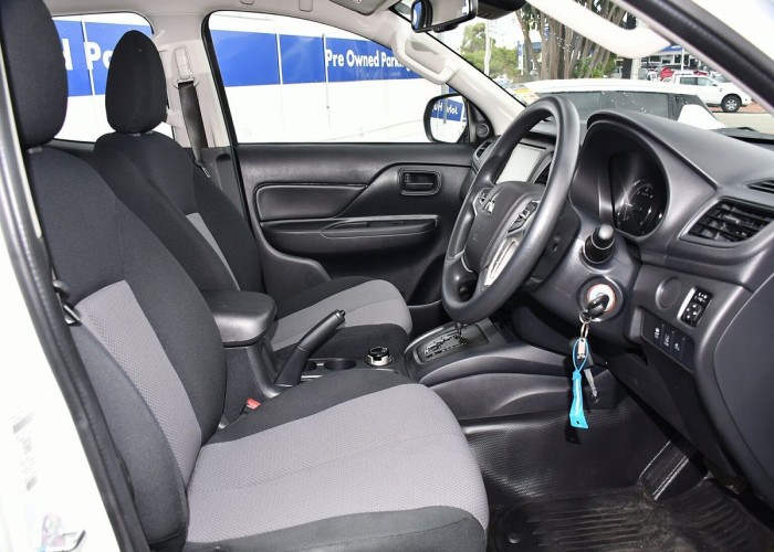 Used 1
                    MITSUBISHI
                     for Sale Image