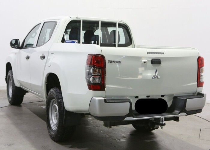 Used 1
                    MITSUBISHI
                     for Sale Image