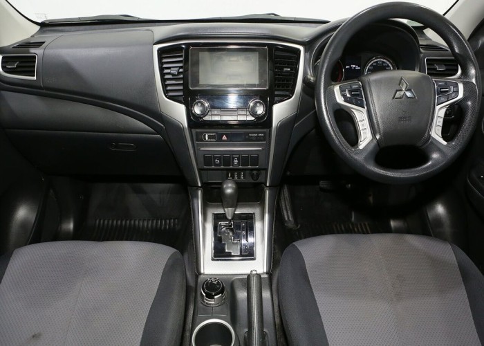 Used 1
                    MITSUBISHI
                     for Sale Image