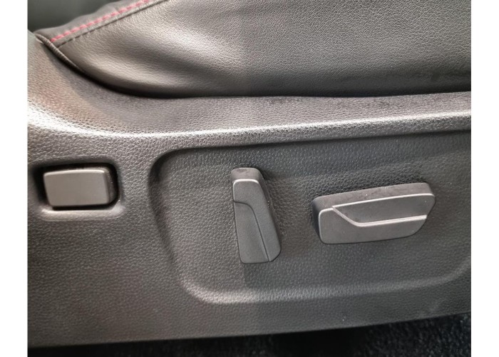 Used 1
                    ISUZU
                     for Sale Image