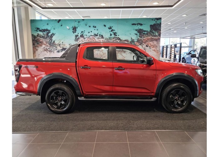 Used 1
                    ISUZU
                     for Sale Image