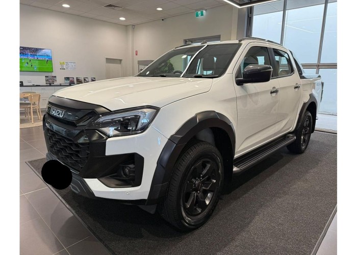 Used 1
                    ISUZU
                     for Sale Image