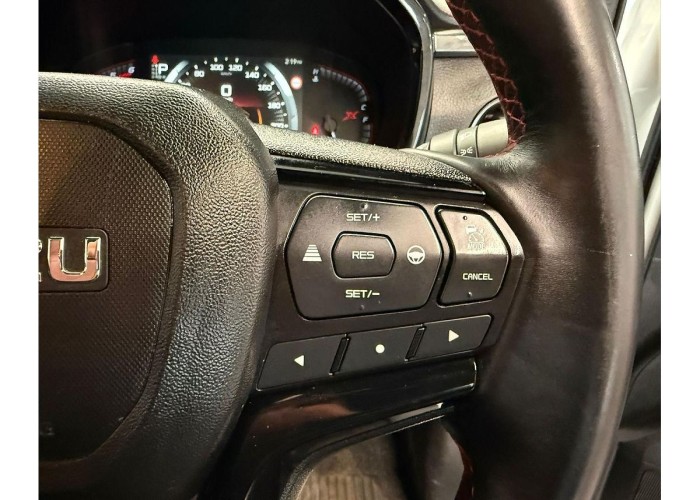 Used 1
                    ISUZU
                     for Sale Image