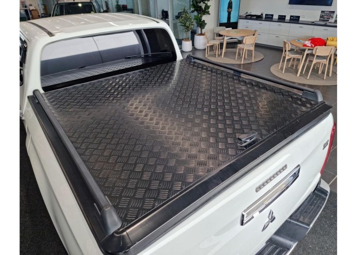 Used 1
                    MITSUBISHI
                     for Sale Image