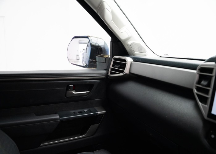 Used 1
                    TOYOTA
                     for Sale Image