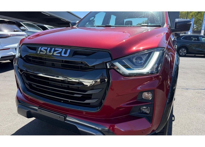 Used 1
                    ISUZU
                     for Sale Image