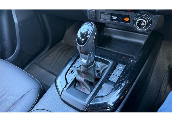 Used 1
                    ISUZU
                     for Sale Image