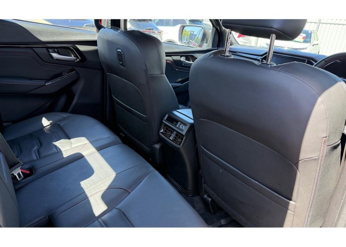 Used 1
                    ISUZU
                     for Sale Image