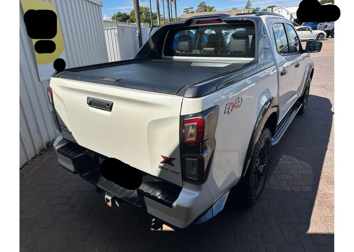 Used 1
                    ISUZU
                     for Sale Image