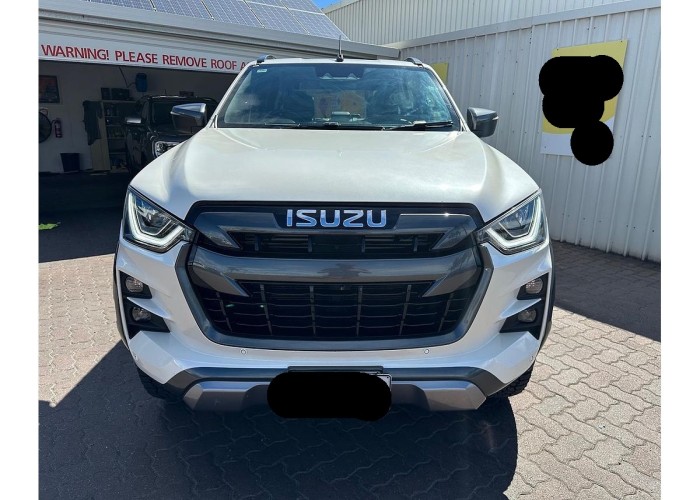 Used 1
                    ISUZU
                     for Sale Image