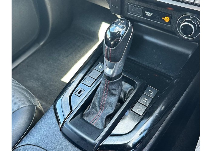 Used 1
                    ISUZU
                     for Sale Image