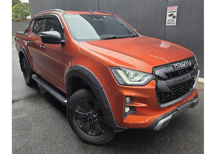 Used 1
                    ISUZU
                     for Sale Image