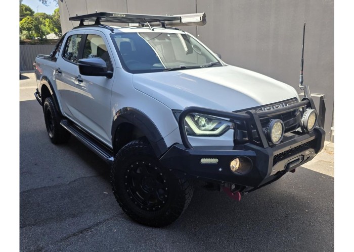 ISUZU
             
                 for Sale for Sale