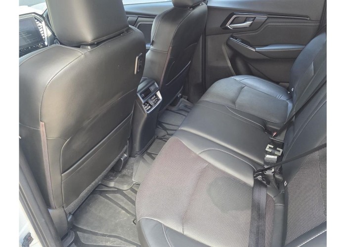 Used 1
                    ISUZU
                     for Sale Image