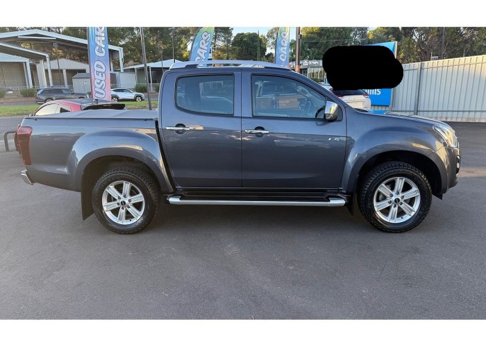 Used 1
                    ISUZU
                     for Sale Image