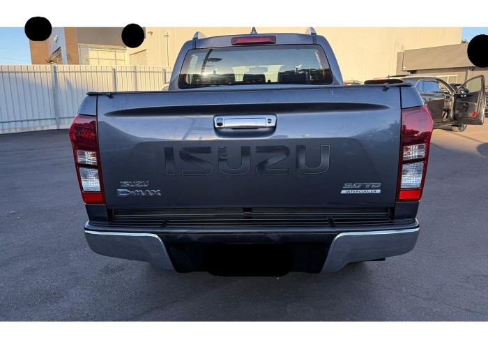 Used 1
                    ISUZU
                     for Sale Image