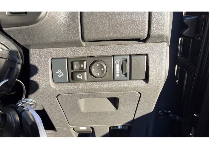 Used 1
                    ISUZU
                     for Sale Image