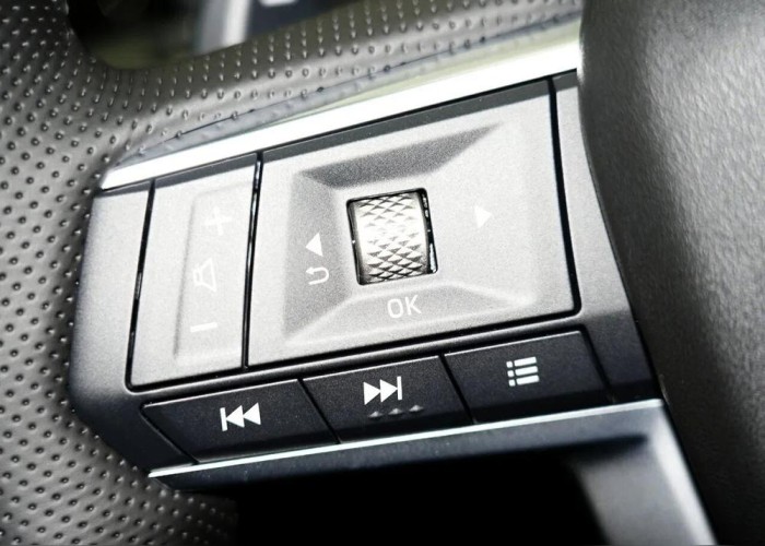 Used 2
                    MITSUBISHI
                     for Sale Image