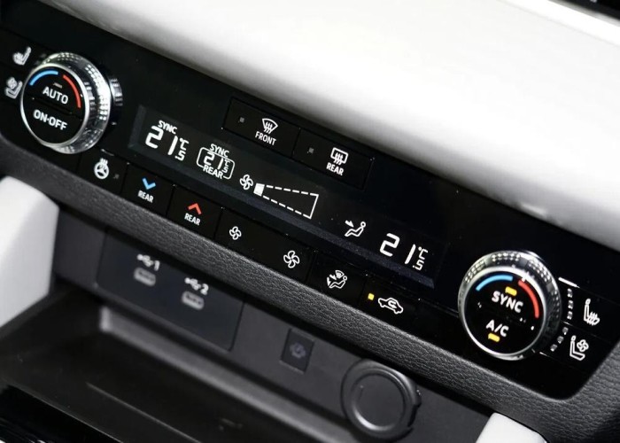 Used 2
                    MITSUBISHI
                     for Sale Image