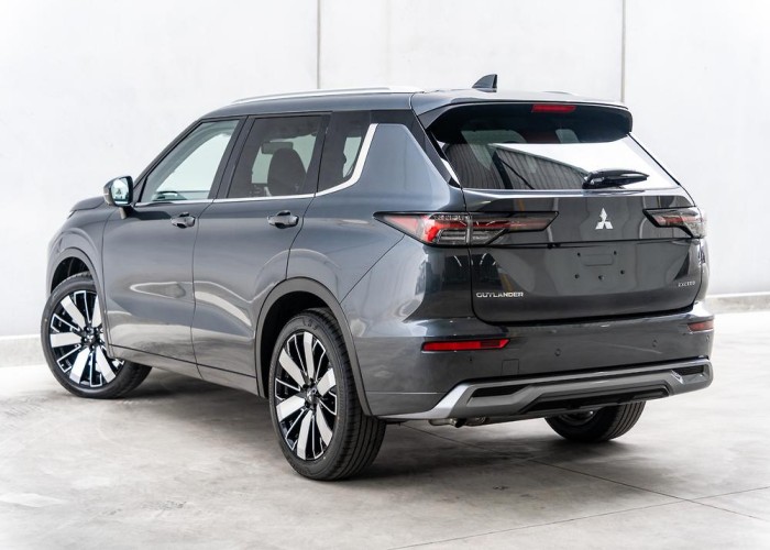 Used 2
                    MITSUBISHI
                     for Sale Image