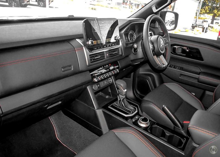 Used 2
                    MITSUBISHI
                     for Sale Image