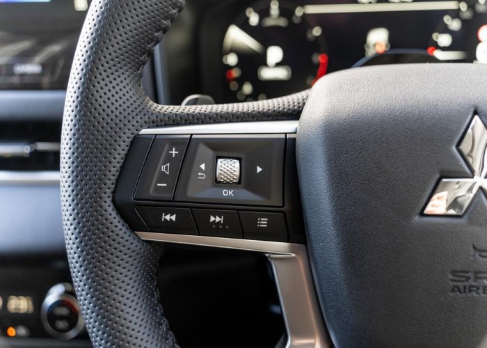 Used 2
                    MITSUBISHI
                     for Sale Image