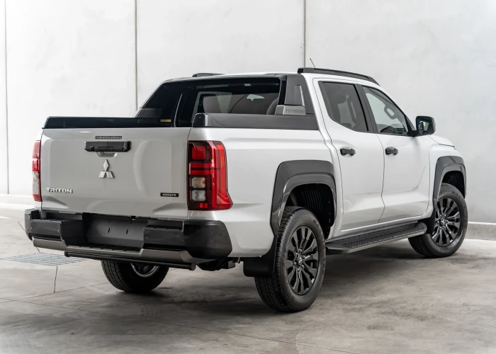 Used 2
                    MITSUBISHI
                     for Sale Image