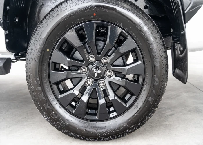 Used 2
                    MITSUBISHI
                     for Sale Image