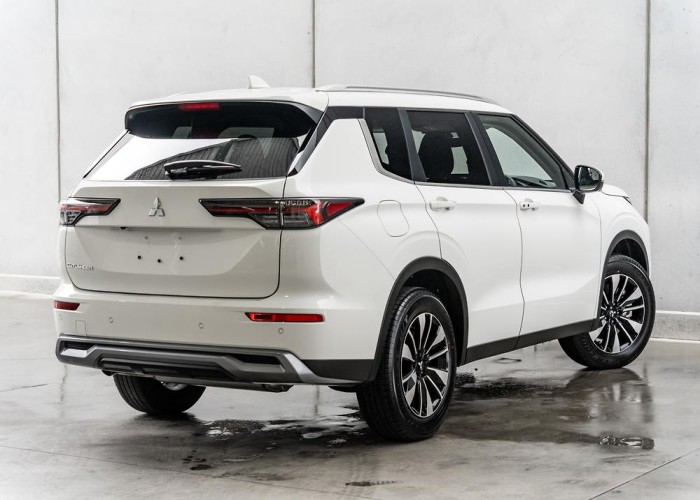 Used 2
                    MITSUBISHI
                     for Sale Image