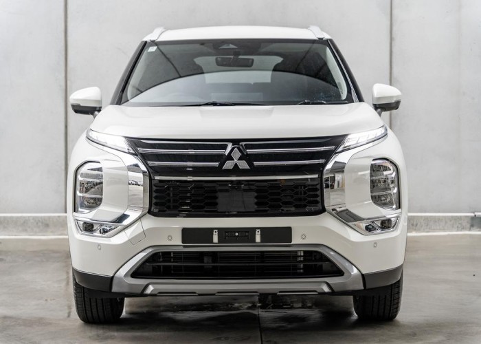 Used 2
                    MITSUBISHI
                     for Sale Image