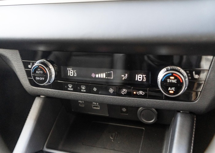 Used 2
                    MITSUBISHI
                     for Sale Image