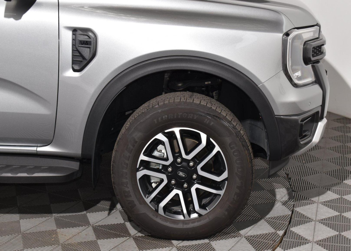 Used 7
                    FORD
                     for Sale Image