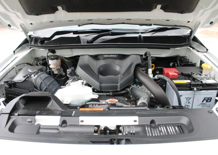 Used 8
                    ISUZU
                     for Sale Image