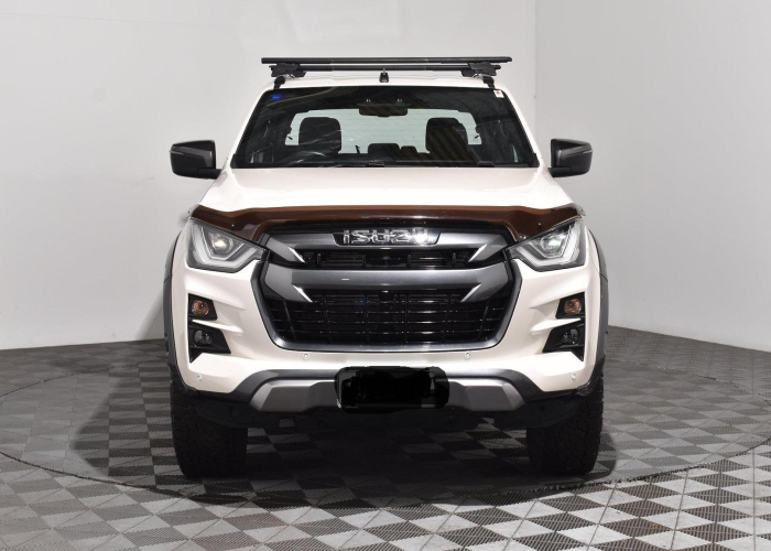 Used 9
                    ISUZU
                     for Sale Image