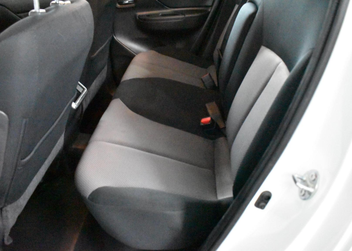 Used 6
                    MITSUBISHI
                     for Sale Image