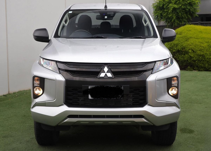 Used 2
                    MITSUBISHI
                     for Sale Image