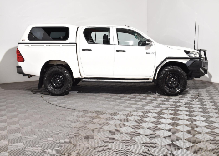 Used 7
                    TOYOTA
                     for Sale Image