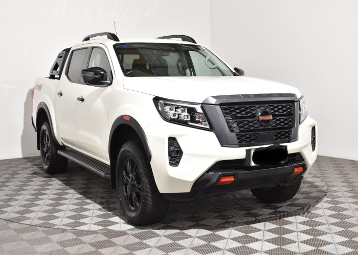 Used 3
                    NISSAN
                     for Sale Image