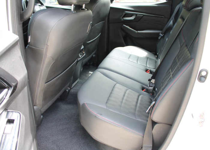 Used 3
                    ISUZU
                     for Sale Image